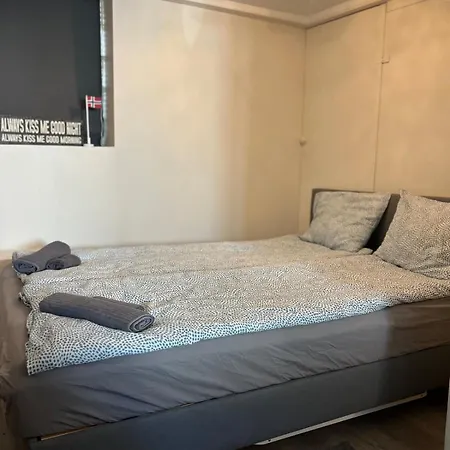 For Families & Groups-6 Guests 베르겐