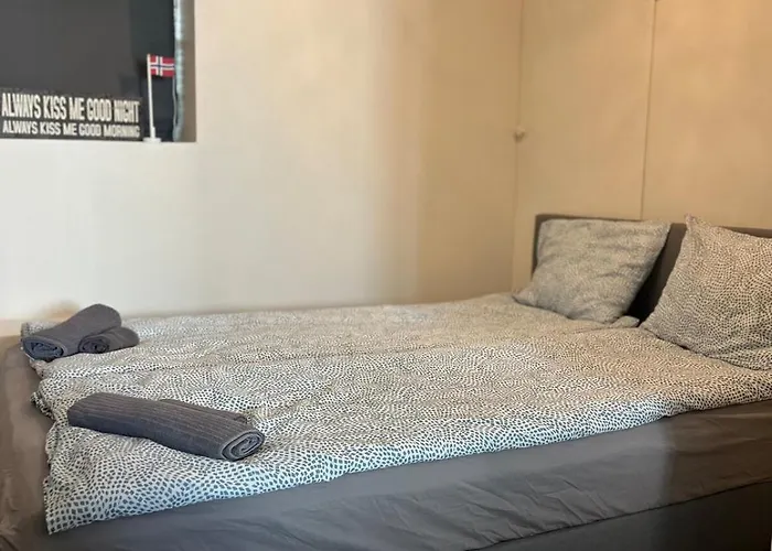 For Families & Groups-6 Guests 베르겐